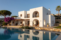 Ferienhaus Josés Finca in Marfierte - eine helle Finka mit einem großen Pool